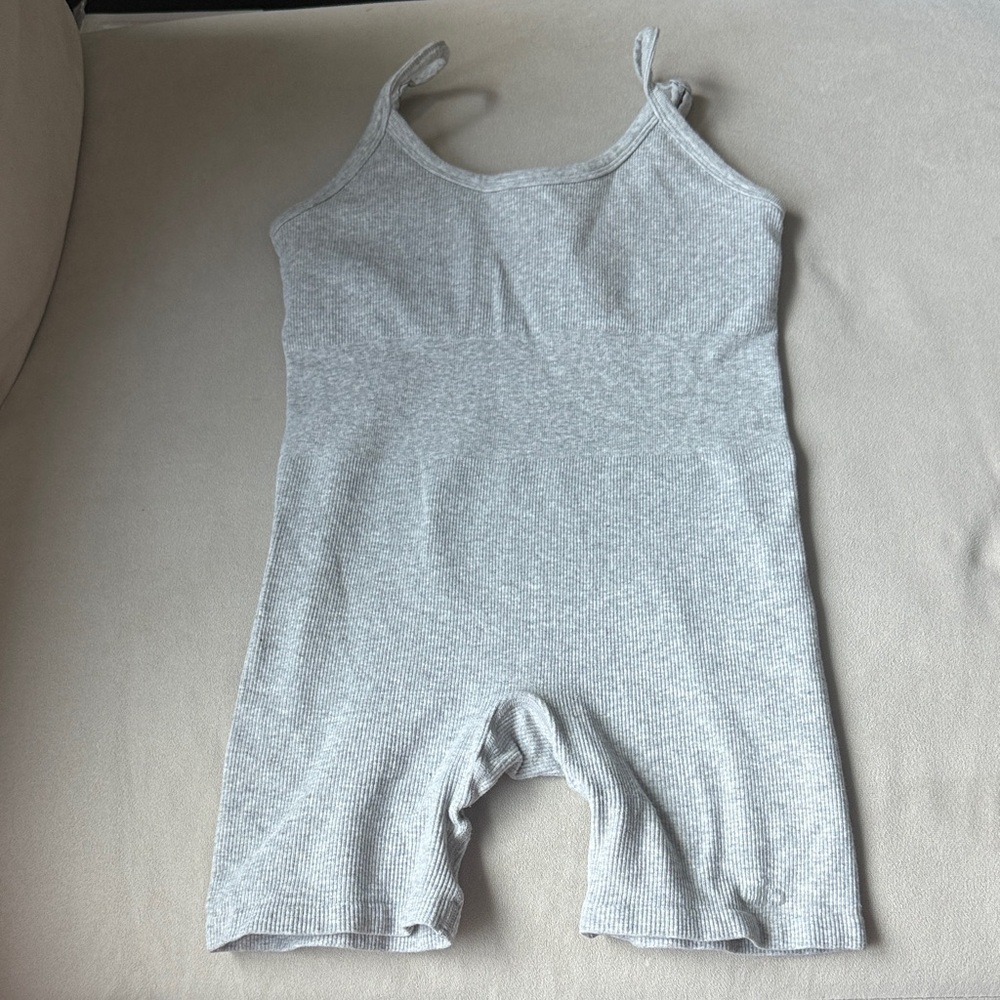 ALO Yoga Light Gray Bodysuit